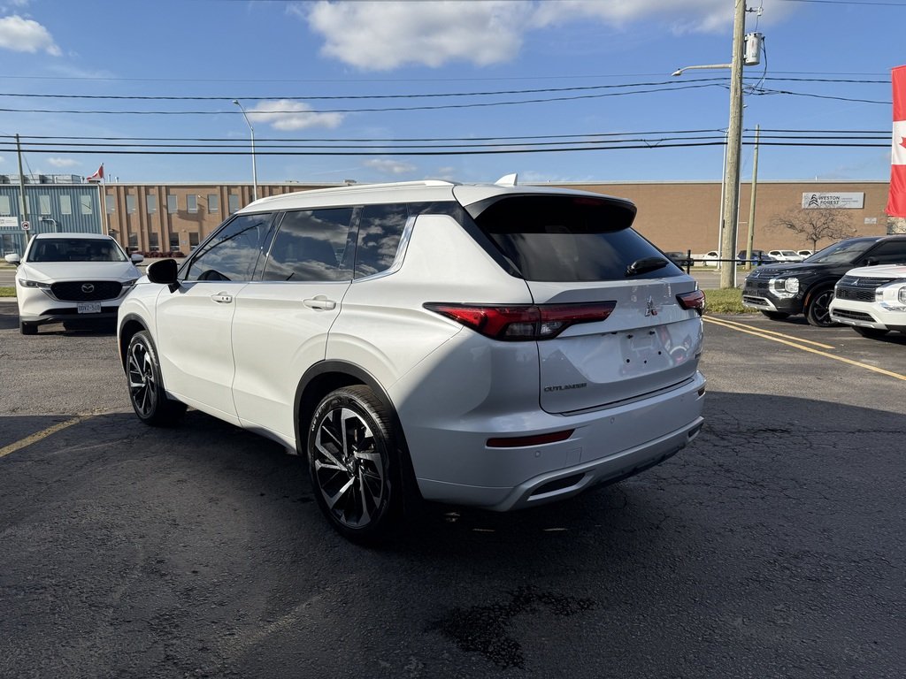 2023 Mitsubishi Outlander GT-P   CPO   S-AWC   7 PASS   PANO   BOSE   NAV in Oakville, Ontario - 6 - w1024h768px