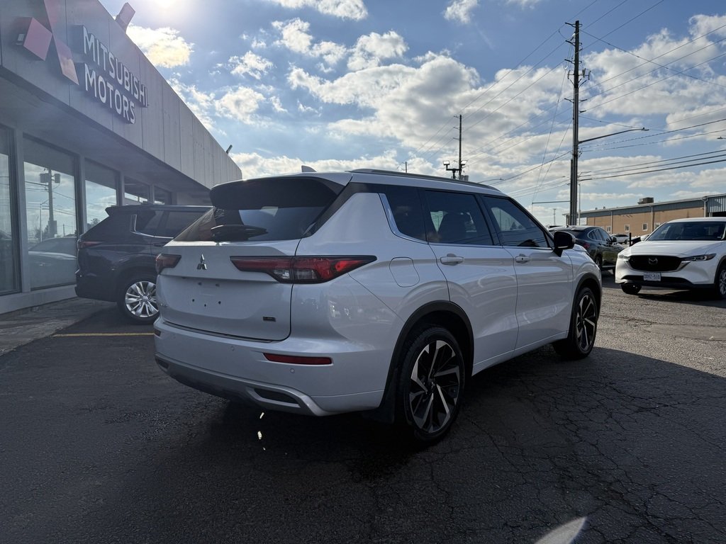2023 Mitsubishi Outlander GT-P   CPO   S-AWC   7 PASS   PANO   BOSE   NAV in Oakville, Ontario - 8 - w1024h768px