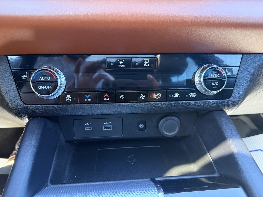 2023 Mitsubishi Outlander GT-PREM   7PASS   CPO   RATES STARTING 0.9% in Oakville, Ontario - 17 - w1024h768px