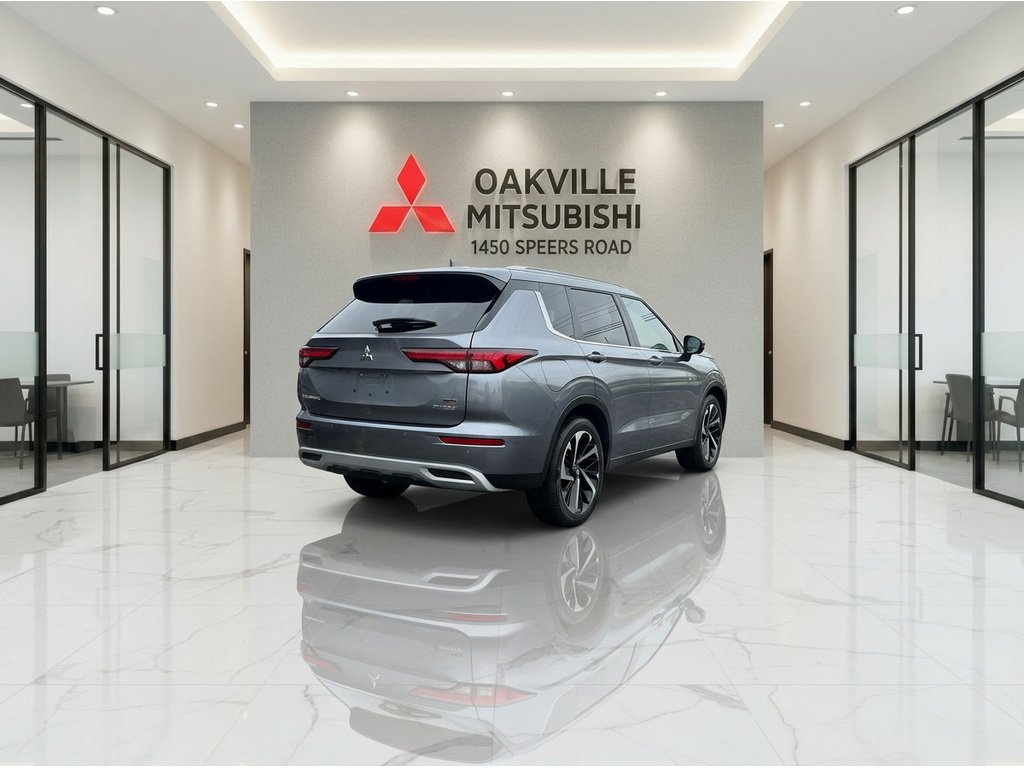2023 Mitsubishi Outlander GT-PREM   7PASS   CPO   RATES STARTING 0.9% in Oakville, Ontario - 9 - w1024h768px