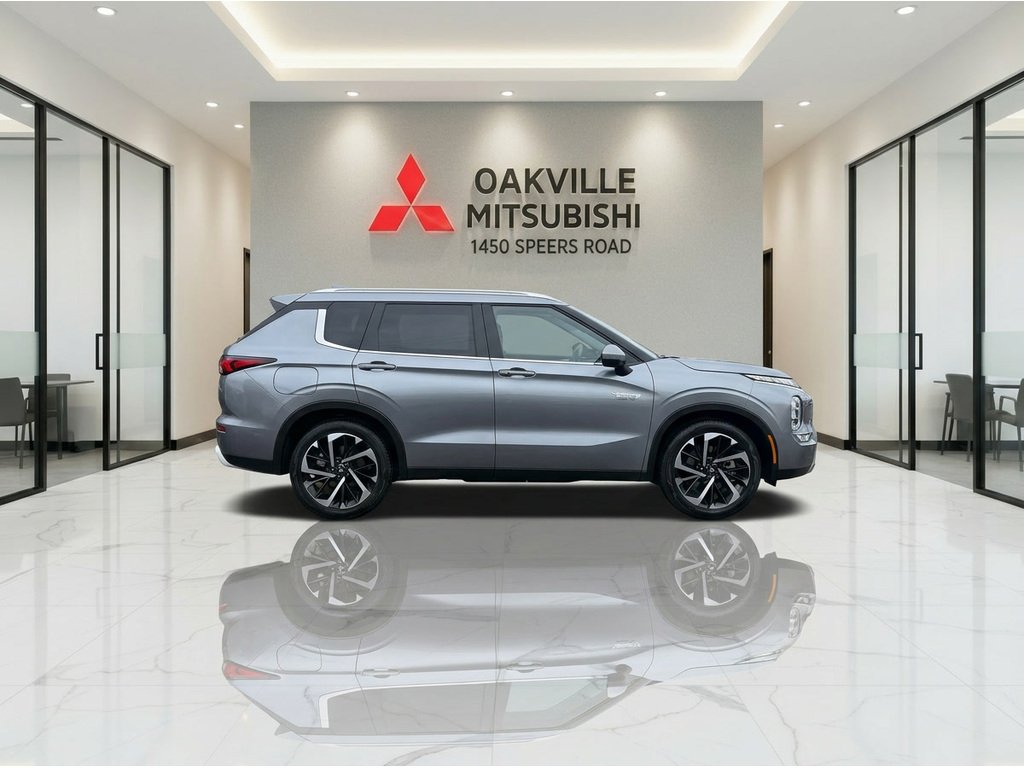 2023 Mitsubishi Outlander GT-PREM   7PASS   CPO   RATES STARTING 0.9% in Oakville, Ontario - 6 - w1024h768px