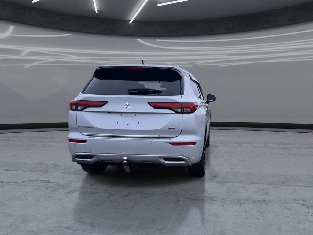 2023 Mitsubishi Outlander GT in Oakville, Ontario - 7 - w1024h768px