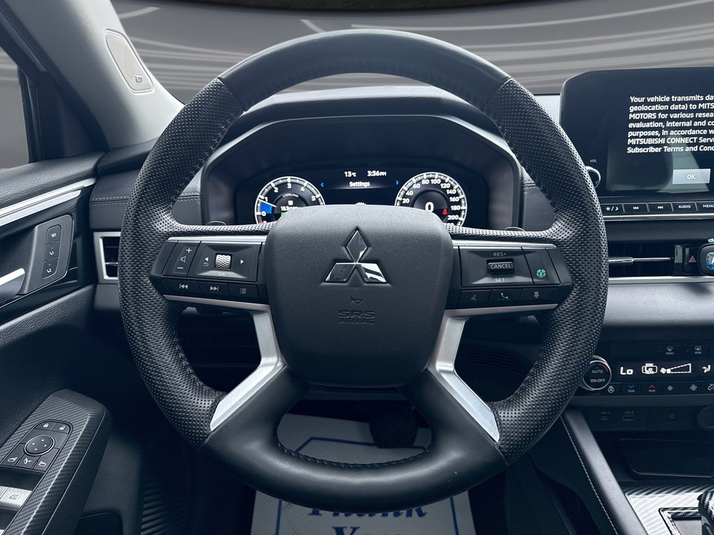 2023 Mitsubishi Outlander GT in Oakville, Ontario - 11 - w1024h768px