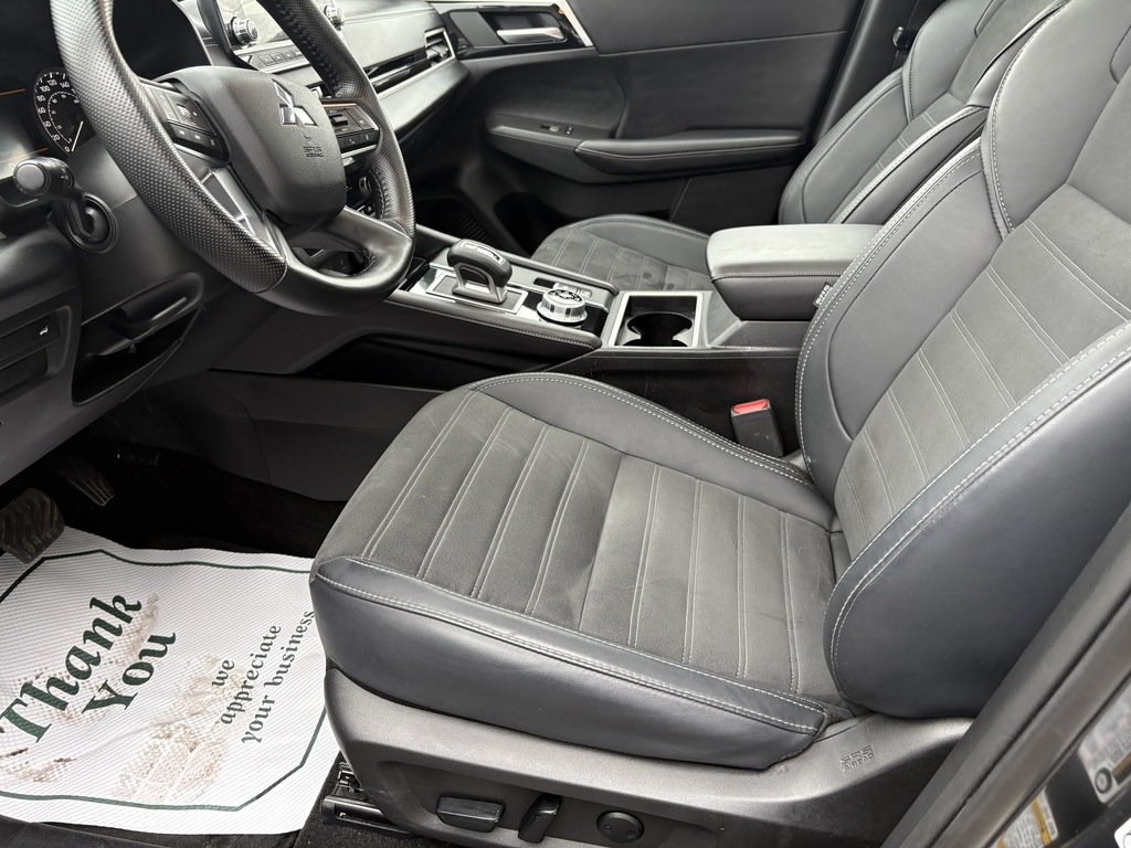 2024 Mitsubishi Outlander LE   S-AWC   7 PASS   NAV   360 CAM   HTD SEATS in Oakville, Ontario - 12 - w1024h768px
