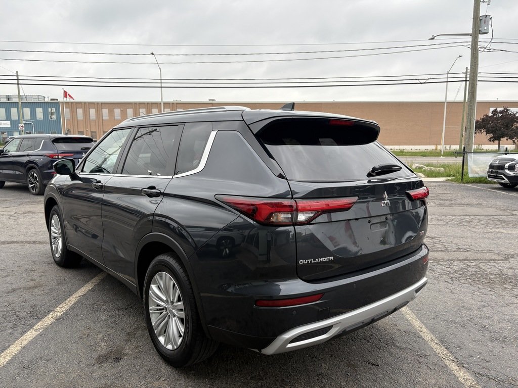 2024 Mitsubishi Outlander LE   S-AWC   7 PASS   NAV   360 CAM   HTD SEATS in Oakville, Ontario - 6 - w1024h768px