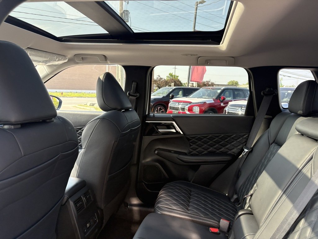 2024 Mitsubishi Outlander CPO   S-AWC   SEL   7 PASS   LTHR   NAV   360 CAM in Oakville, Ontario - 21 - w1024h768px