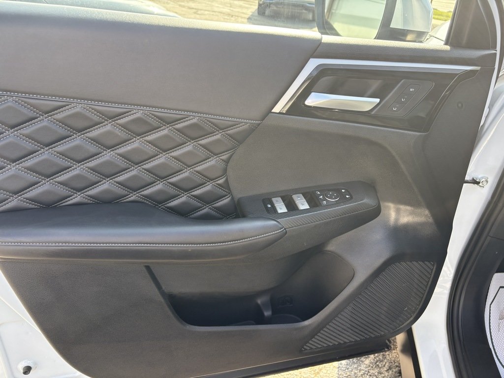 2024 Mitsubishi Outlander CPO   S-AWC   SEL   7 PASS   LTHR   NAV   360 CAM in Oakville, Ontario - 10 - w1024h768px