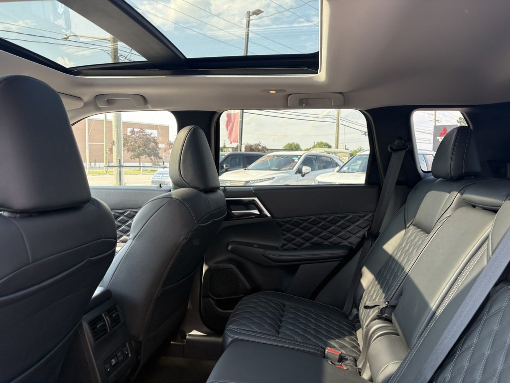 2024 Mitsubishi Outlander CPO   SEL   S-AWC   LEATAHER   7 PASS   360 CAM in Oakville, Ontario - 23 - w1024h768px