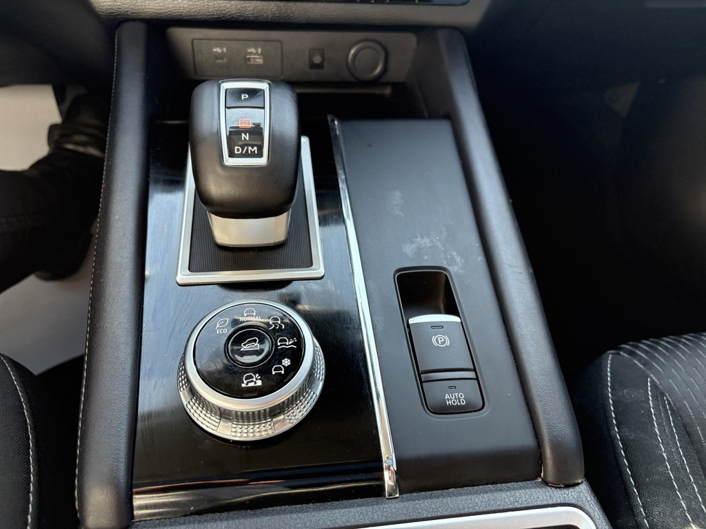 2024 Mitsubishi Outlander SE   S-AWC   7 PASS   PANO   CARPLAY   BLIND SPOT in Oakville, Ontario - 18 - w1024h768px
