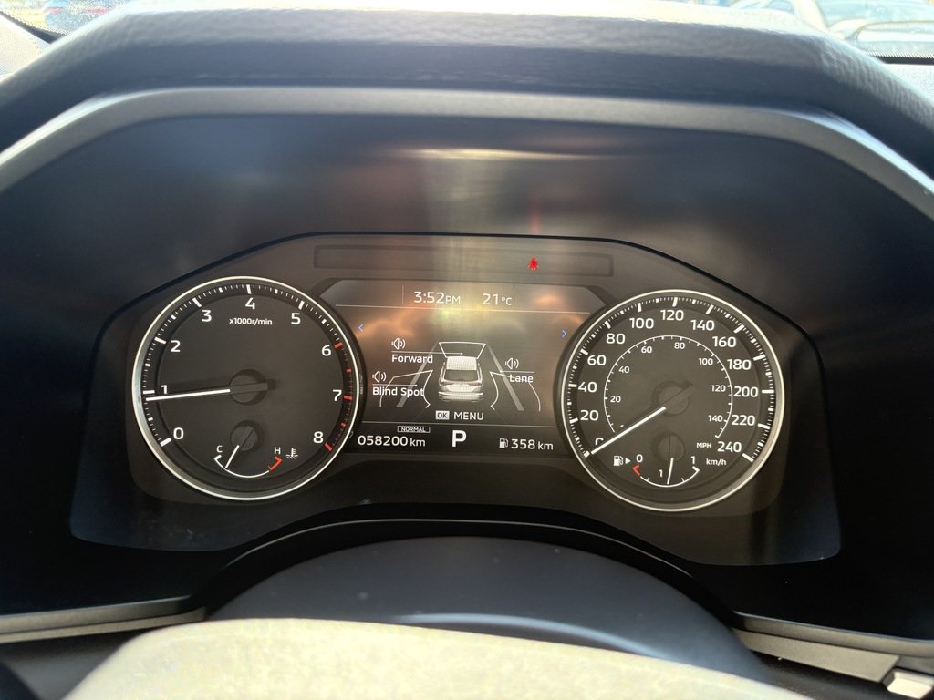 2024 Mitsubishi Outlander SE   S-AWC   7 PASS   PANO   CARPLAY   BLIND SPOT in Oakville, Ontario - 13 - w1024h768px