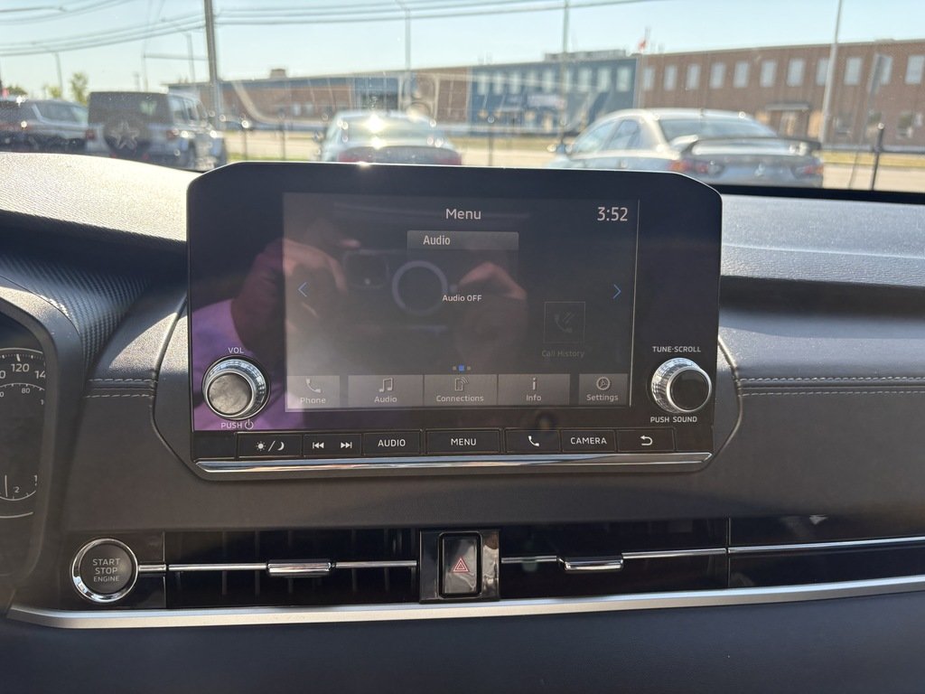2024 Mitsubishi Outlander SE   S-AWC   7 PASS   PANO   CARPLAY   BLIND SPOT in Oakville, Ontario - 16 - w1024h768px