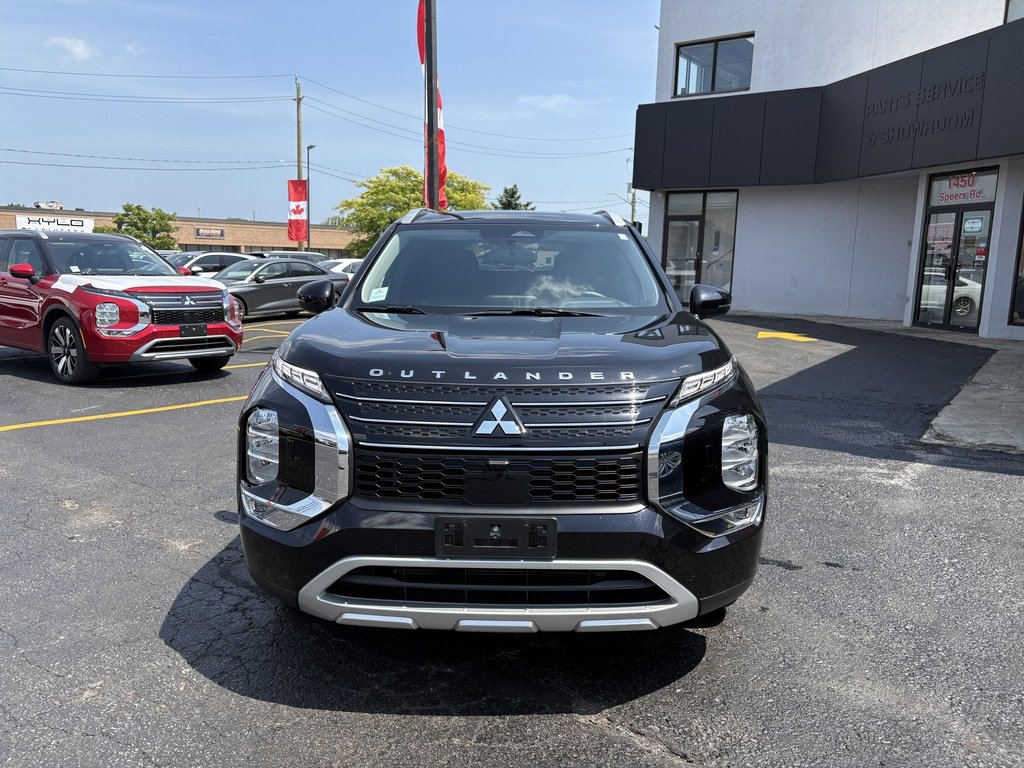 2024 Mitsubishi Outlander SE   S-AWC   7 PASS   PANO   CARPLAY   BLIND SPOT in Oakville, Ontario - 2 - w1024h768px