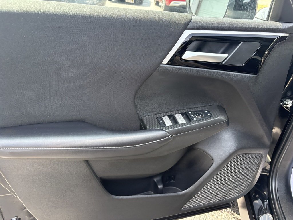 2024 Mitsubishi Outlander SE   S-AWC   7 PASS   PANO   CARPLAY   BLIND SPOT in Oakville, Ontario - 10 - w1024h768px