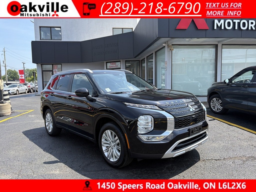 2024 Mitsubishi Outlander SE   S-AWC   7 PASS   PANO   CARPLAY   BLIND SPOT in Oakville, Ontario - 1 - w1024h768px