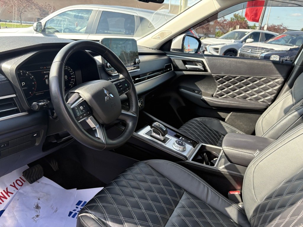 2024 Mitsubishi Outlander GT   CPO   7 PASS   S-AWC   LTHR   360 CAM   NAV in Oakville, Ontario - 11 - w1024h768px