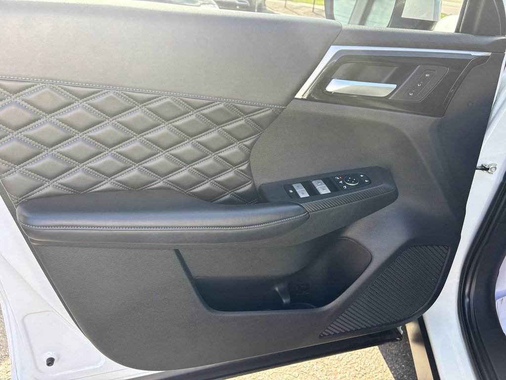 2024 Mitsubishi Outlander GT   CPO   7 PASS   S-AWC   LTHR   360 CAM   NAV in Oakville, Ontario - 10 - w1024h768px