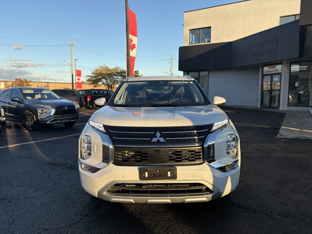 2024 Mitsubishi Outlander GT   S-AWC   CPO   7 PASS   HUD   BOSE   360 CAM in Oakville, Ontario - 3 - w1024h768px