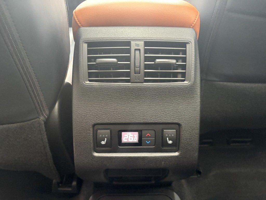 2024 Mitsubishi Outlander PHEV GT -P   PHEV   CPO   7 PASS   BOSE   HUD   NAV in Oakville, Ontario - 22 - w1024h768px