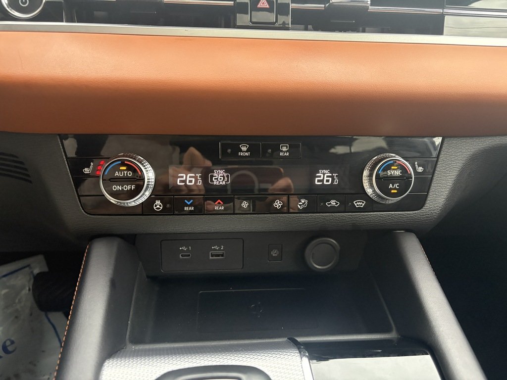 2024 Mitsubishi Outlander PHEV GT -P   PHEV   CPO   7 PASS   BOSE   HUD   NAV in Oakville, Ontario - 17 - w1024h768px