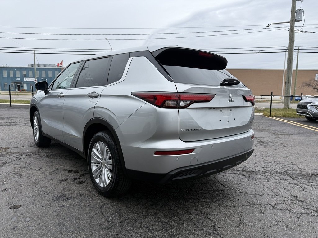 2024 Mitsubishi Outlander ES   CPO   S-AWC   7 PASS   CARPLAY   BLIND SPOT in Oakville, Ontario - 6 - w1024h768px