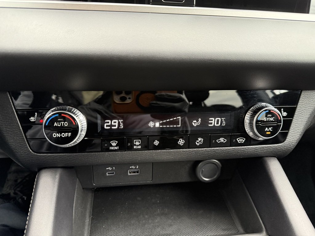 2024 Mitsubishi Outlander ES   CPO   S-AWC   7 PASS   CARPLAY   BLIND SPOT in Oakville, Ontario - 17 - w1024h768px