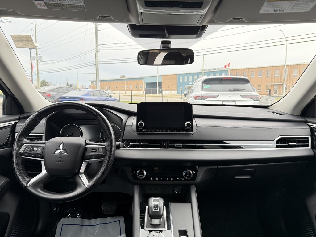 2024 Mitsubishi Outlander ES   CPO   S-AWC   7 PASS   CARPLAY   BLIND SPOT in Oakville, Ontario - 19 - w1024h768px