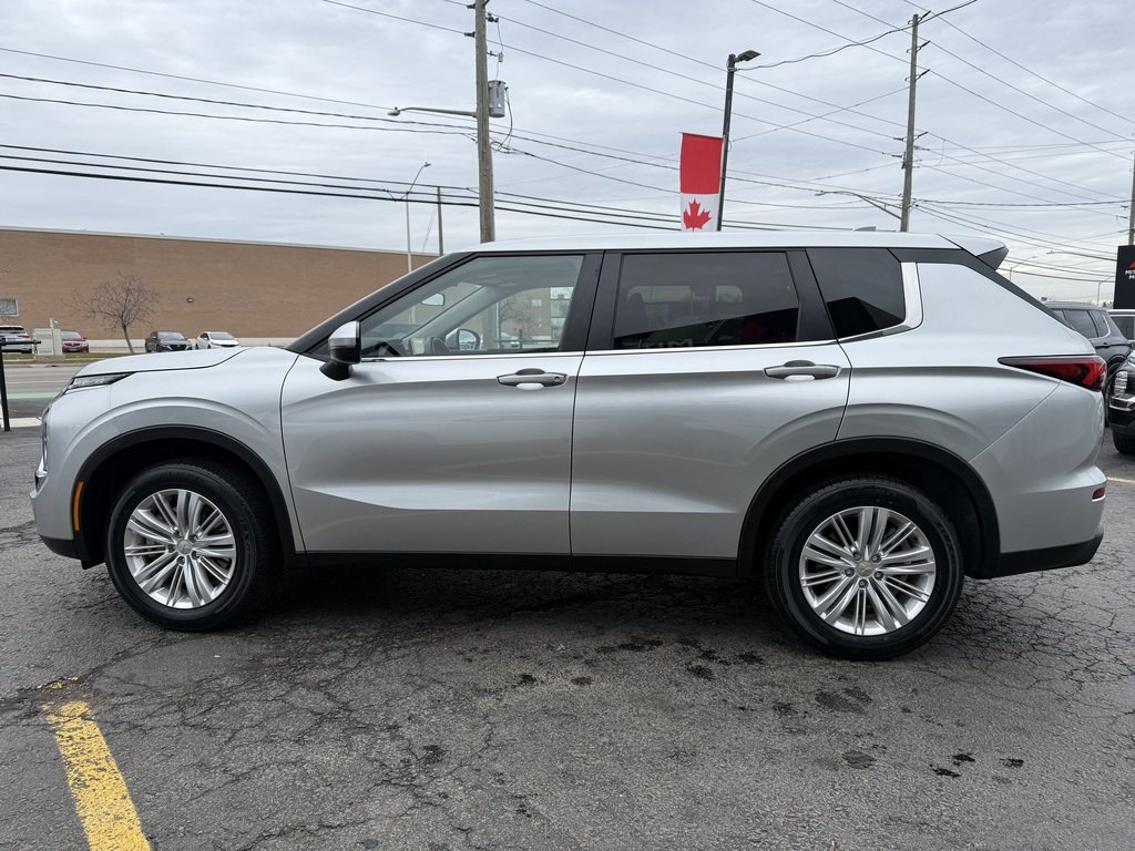 2024 Mitsubishi Outlander ES   CPO   S-AWC   7 PASS   CARPLAY   BLIND SPOT in Oakville, Ontario - 5 - w1024h768px