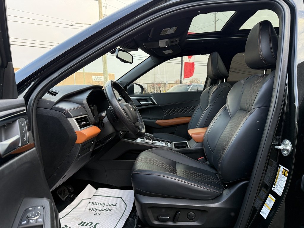 2024 Mitsubishi Outlander GT-P   S-AWC   PANO   360 CAM   BOSE   NAV in Oakville, Ontario - 11 - w1024h768px