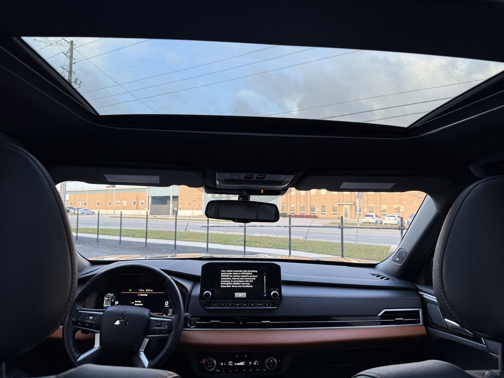 2024 Mitsubishi Outlander GT-P   S-AWC   PANO   360 CAM   BOSE   NAV in Oakville, Ontario - 13 - w1024h768px