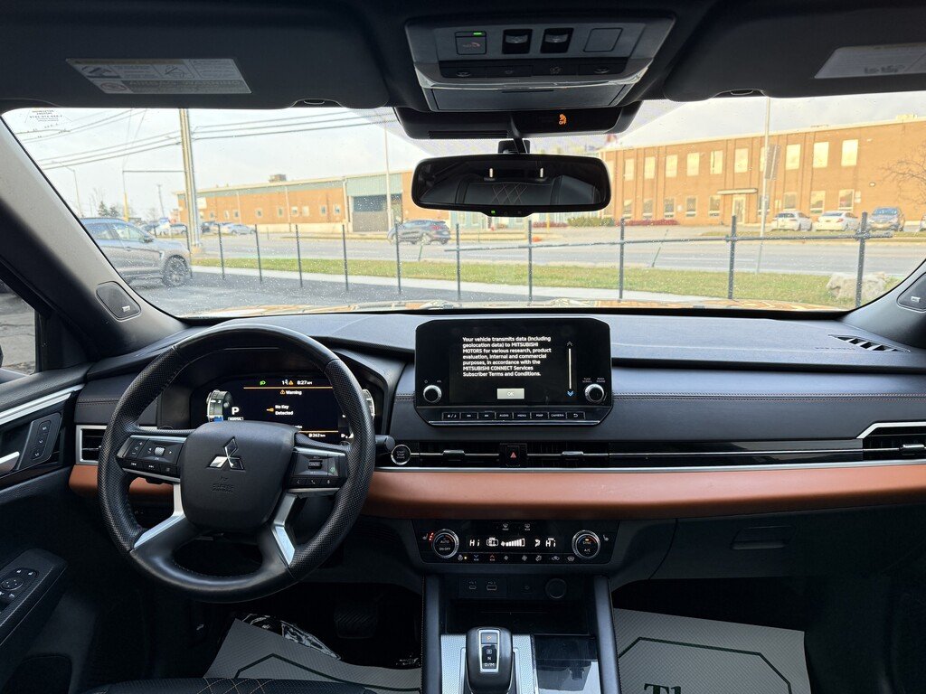 2024 Mitsubishi Outlander GT-P   S-AWC   PANO   360 CAM   BOSE   NAV in Oakville, Ontario - 14 - w1024h768px
