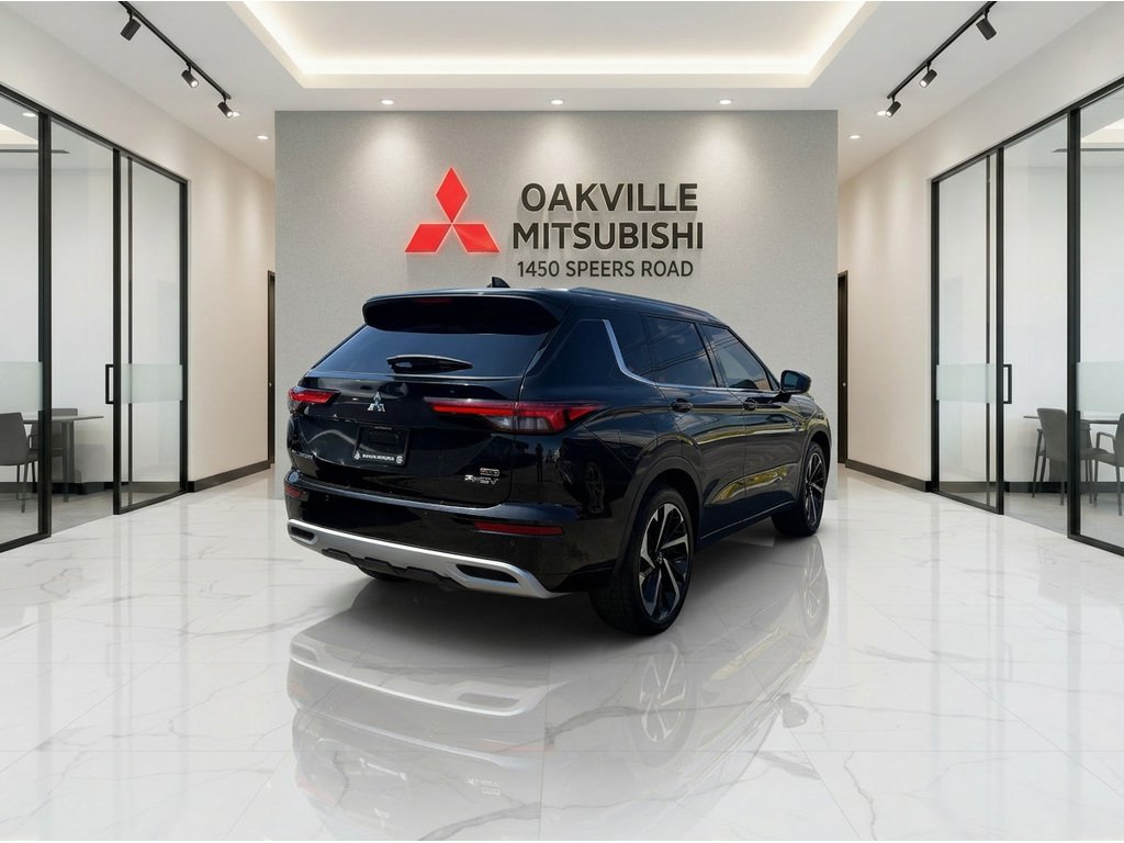 2024 Mitsubishi Outlander GT P  PHEV   PANO ROOF   LEATHER   NAV   360 in Oakville, Ontario - 8 - w1024h768px
