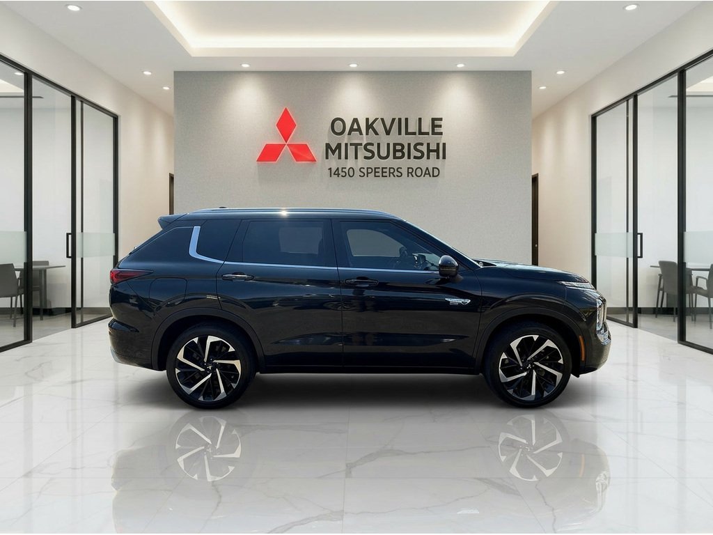 2024 Mitsubishi Outlander GT P  PHEV   PANO ROOF   LEATHER   NAV   360 in Oakville, Ontario - 9 - w1024h768px