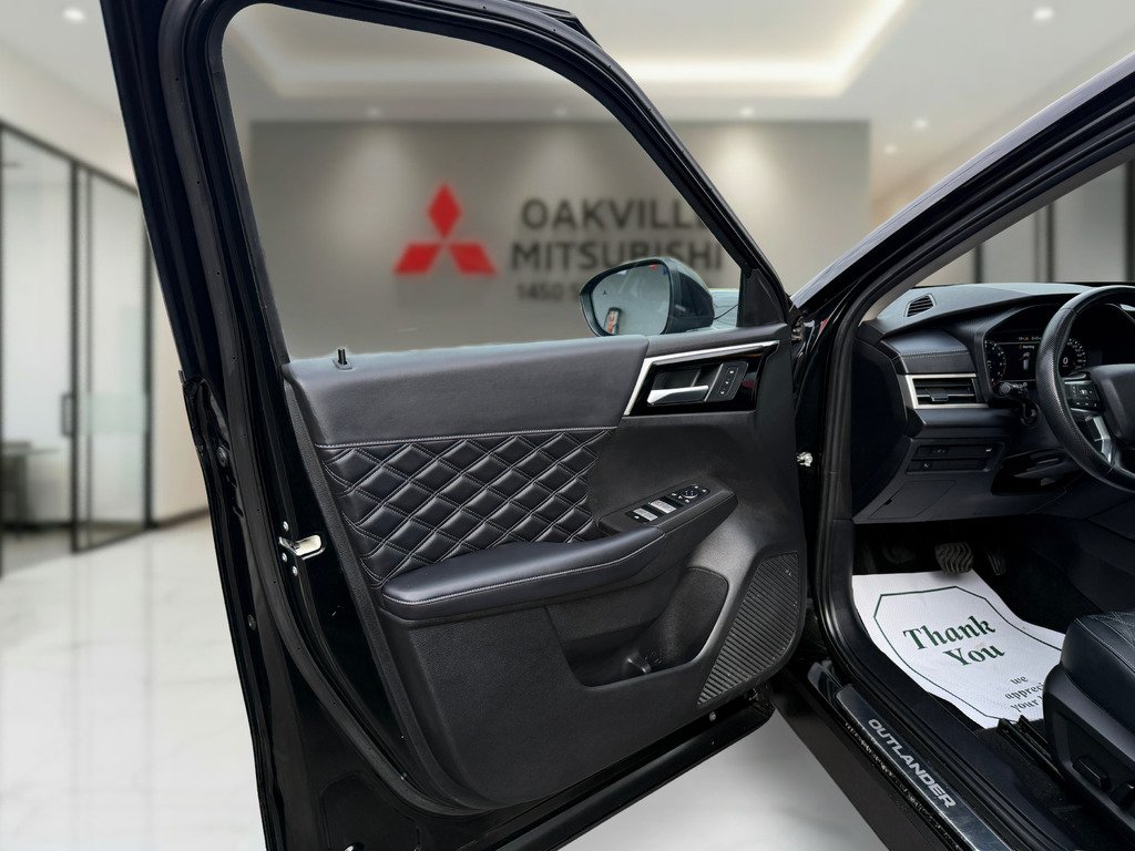 2024 Mitsubishi Outlander GT   S-AWC   CPO   7 PASS   HUD   BOSE   360 CAM in Oakville, Ontario - 10 - w1024h768px