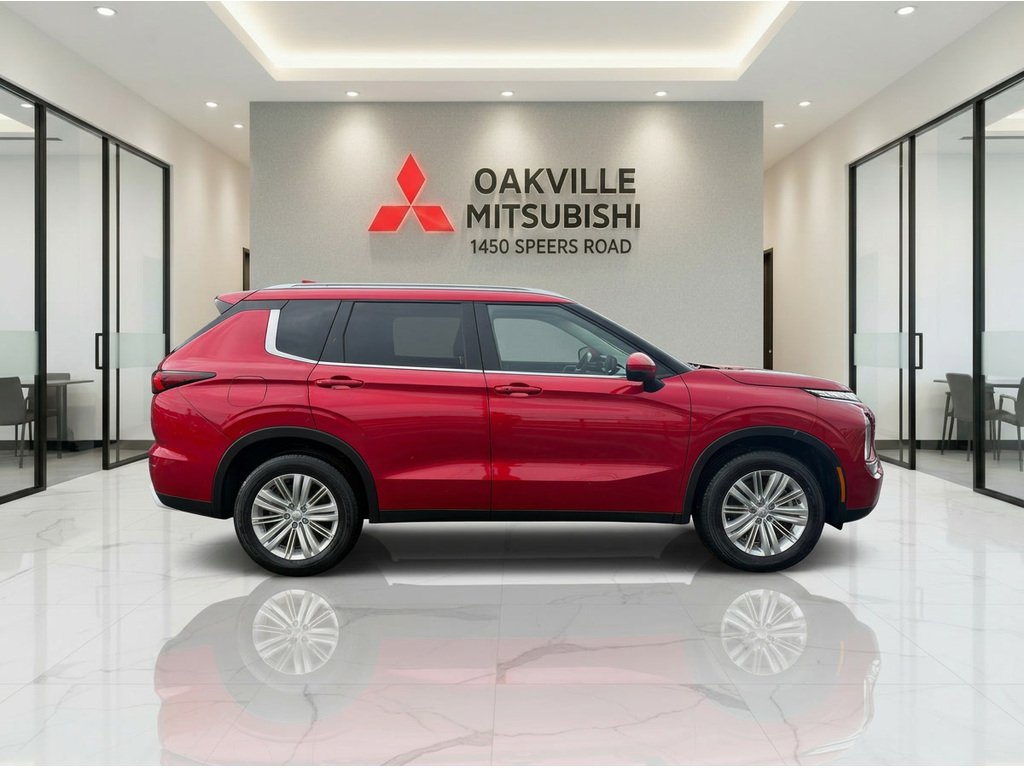 2024 Mitsubishi Outlander LE   S-AWC   RATES AS LOW AS 0.90 %   PANO   NAV in Oakville, Ontario - 9 - w1024h768px