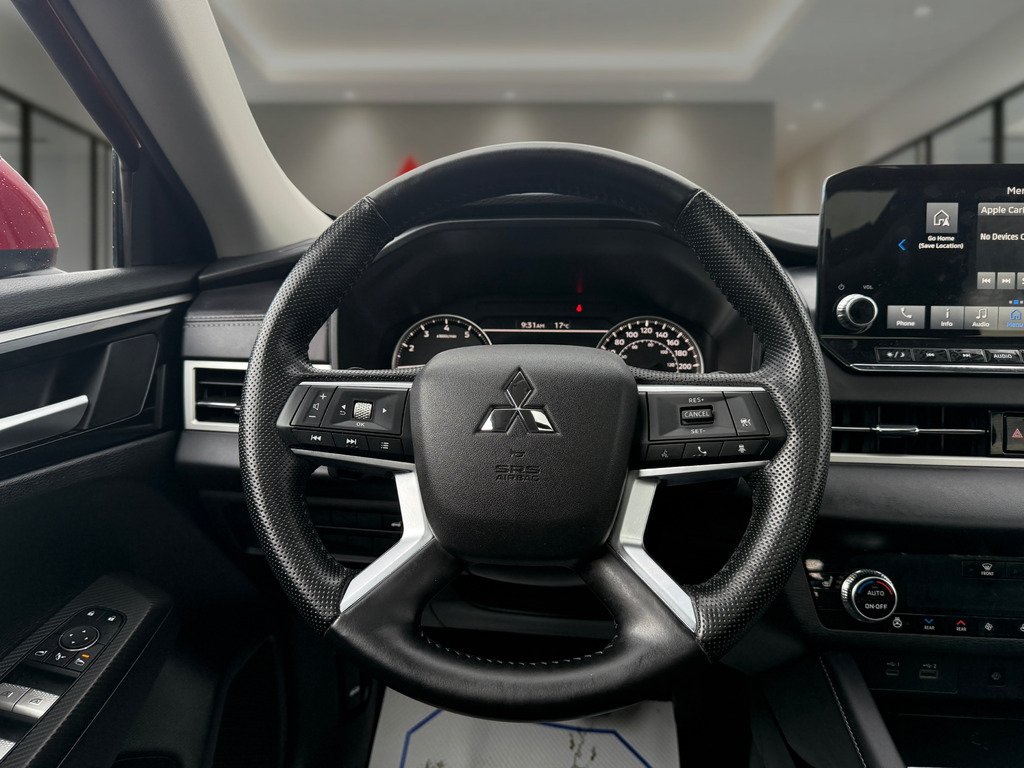 2024 Mitsubishi Outlander LE   S-AWC   RATES AS LOW AS 0.90 %   PANO   NAV in Oakville, Ontario - 14 - w1024h768px