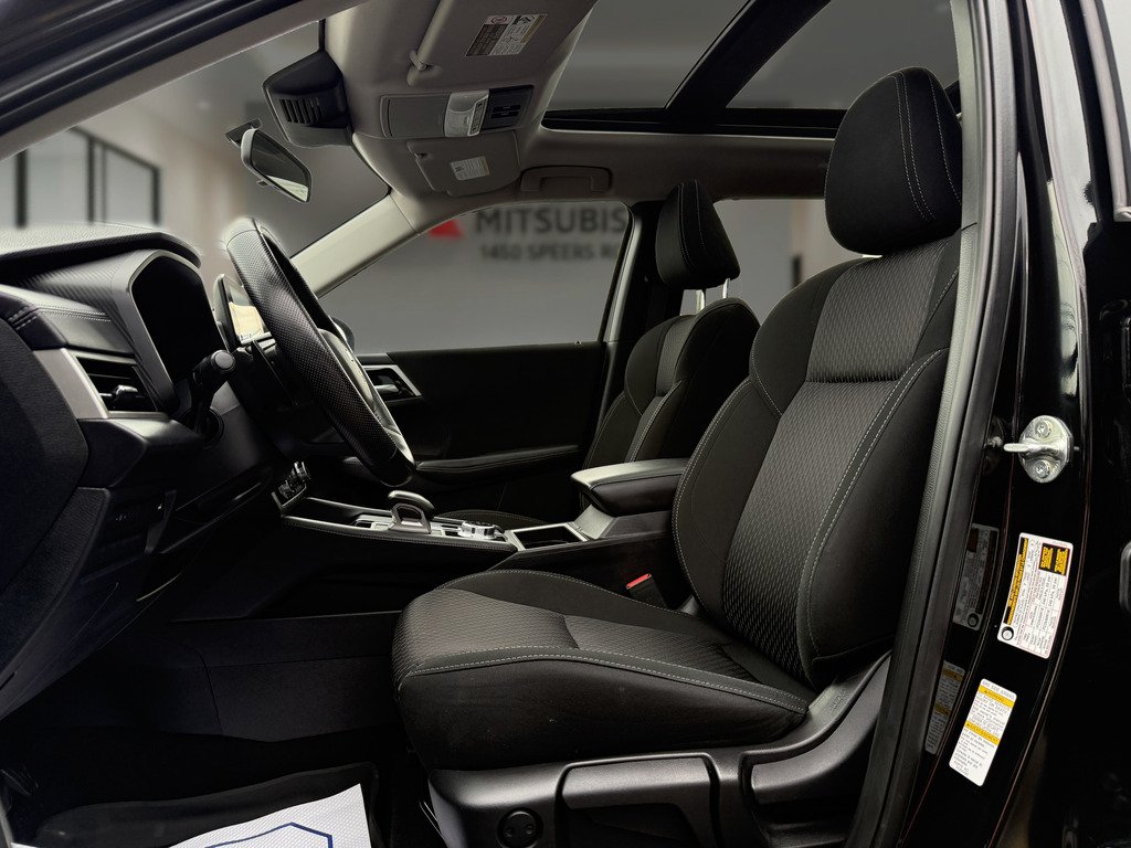 2024 Mitsubishi Outlander SE   S-AWC   CPO   RATES AS LOW AS 0.90% in Oakville, Ontario - 12 - w1024h768px