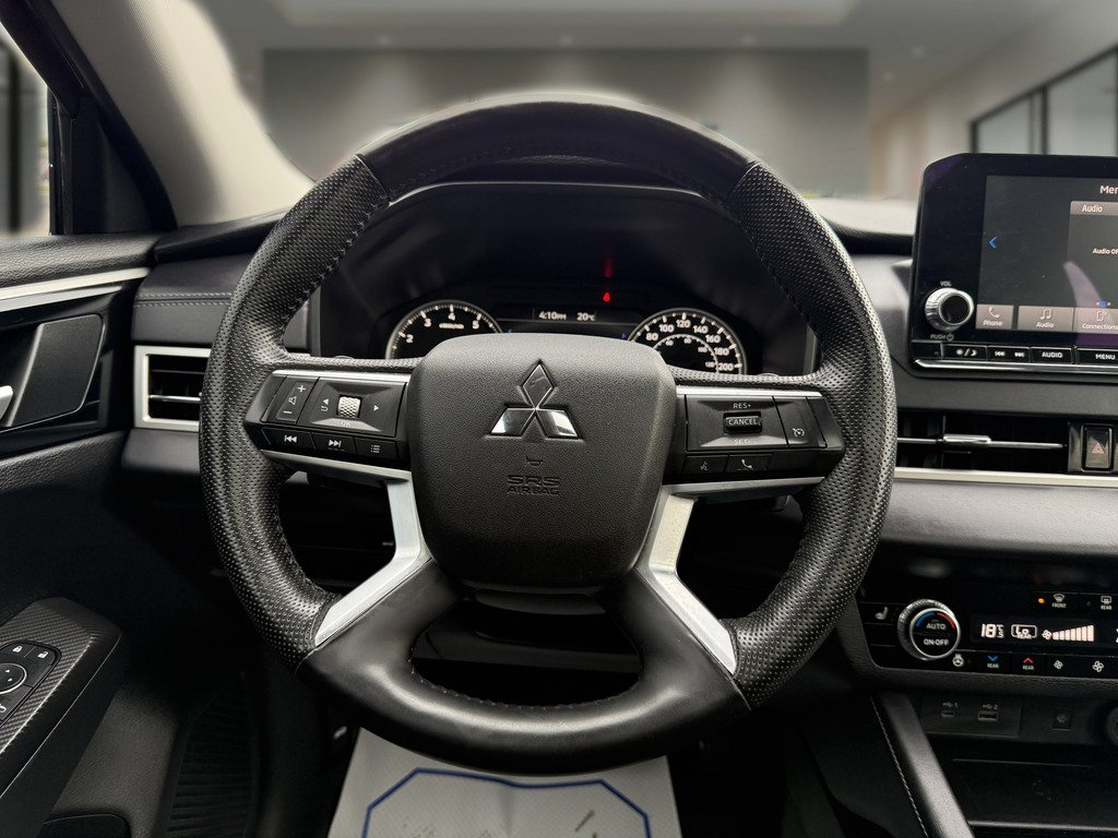 2024 Mitsubishi Outlander SE   S-AWC   CPO   RATES AS LOW AS 0.90% in Oakville, Ontario - 15 - w1024h768px