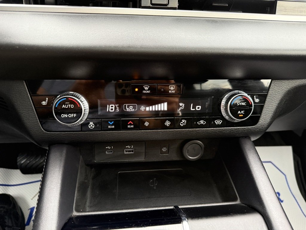 2024 Mitsubishi Outlander SE   S-AWC   CPO   RATES AS LOW AS 0.90% in Oakville, Ontario - 18 - w1024h768px
