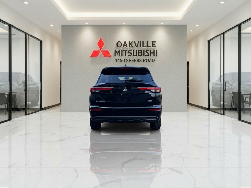 2024 Mitsubishi Outlander ES   S-AWC   B\U CAM   CARPLAY   HTD SEATS in Oakville, Ontario - 7 - w1024h768px
