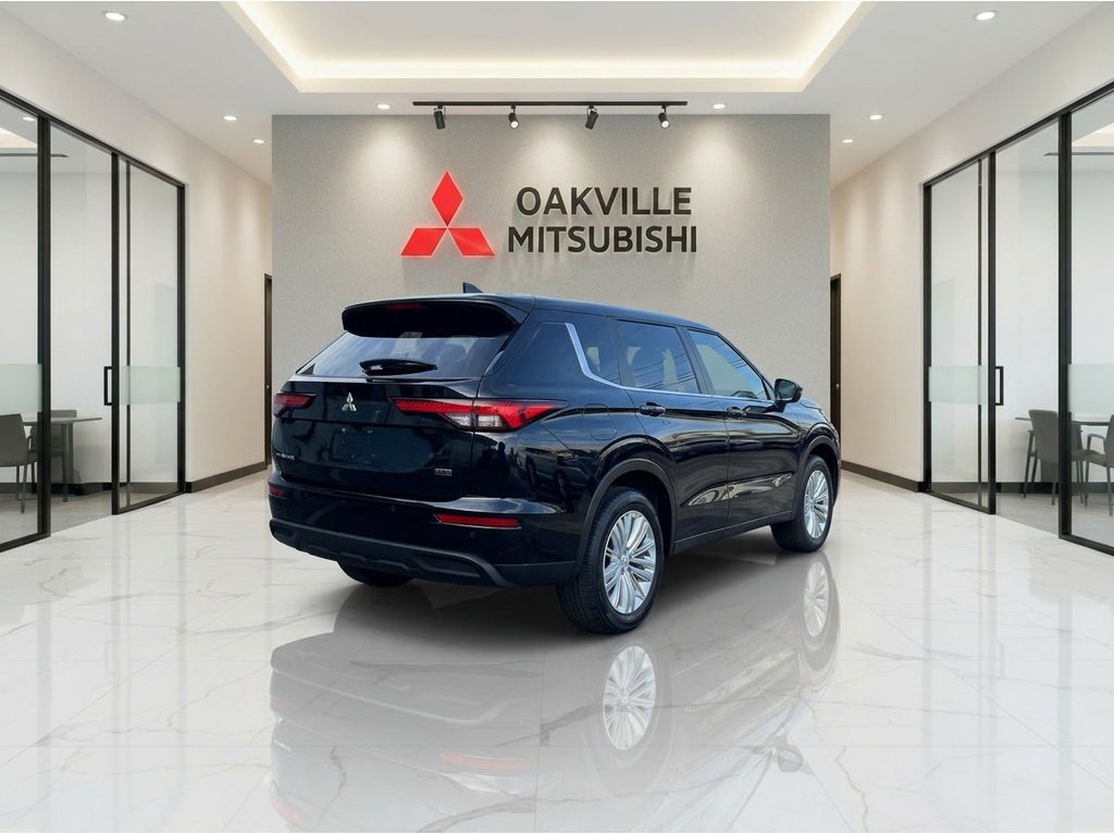 2024 Mitsubishi Outlander ES   S-AWC   B\U CAM   CARPLAY   HTD SEATS in Oakville, Ontario - 6 - w1024h768px