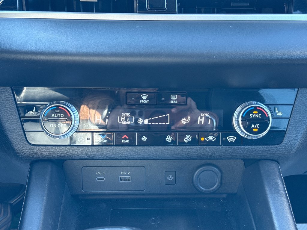 2024 Mitsubishi Outlander GT in Oakville, Ontario - 17 - w1024h768px