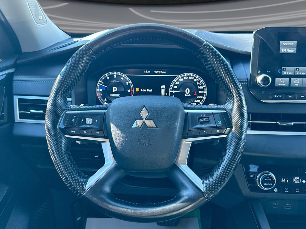 2024 Mitsubishi Outlander GT in Oakville, Ontario - 11 - w1024h768px