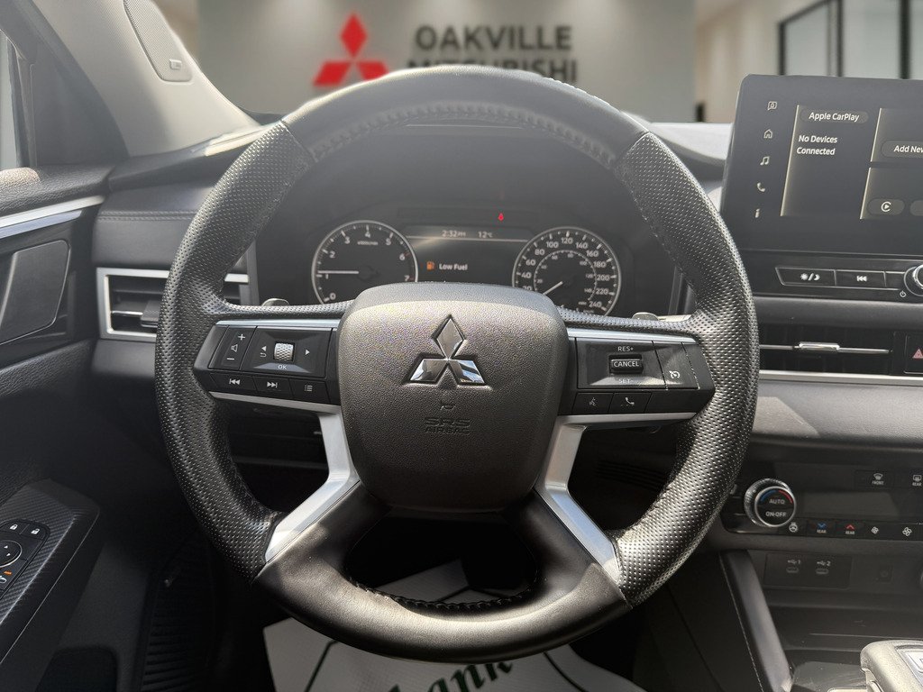 2025 Mitsubishi Outlander SE   S-AWC   CPO   RATES AS LOW AS 0.90% in Oakville, Ontario - 17 - w1024h768px