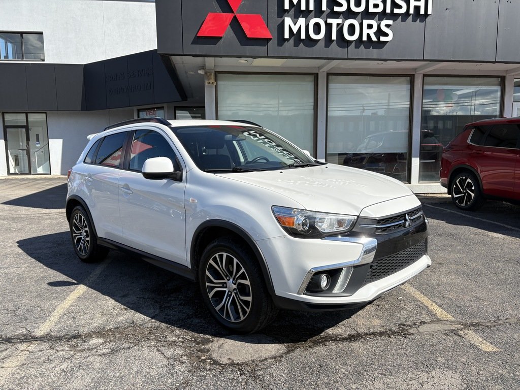 2018 Mitsubishi RVR SE   LIMITED   AWC   BU CAM   HTD SEATS in Oakville, Ontario - 2 - w1024h768px
