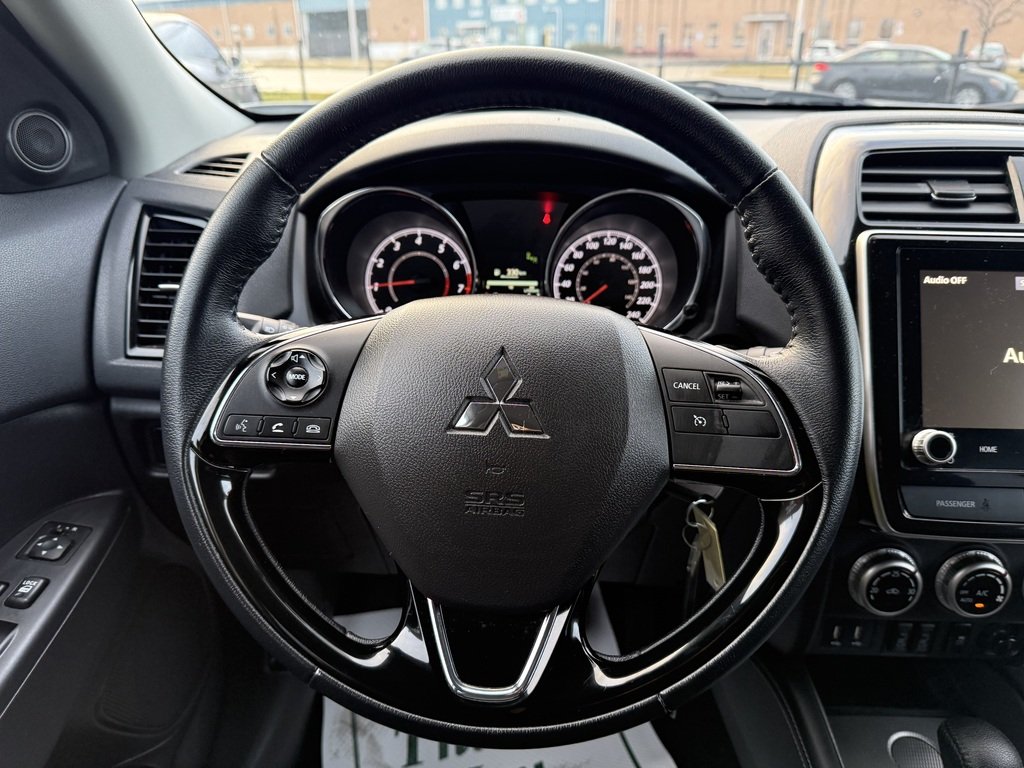 2022 Mitsubishi RVR SE    BLIND SPOT   HTD SEATS   CARPLAY   ALLOYS in Oakville, Ontario - 12 - w1024h768px
