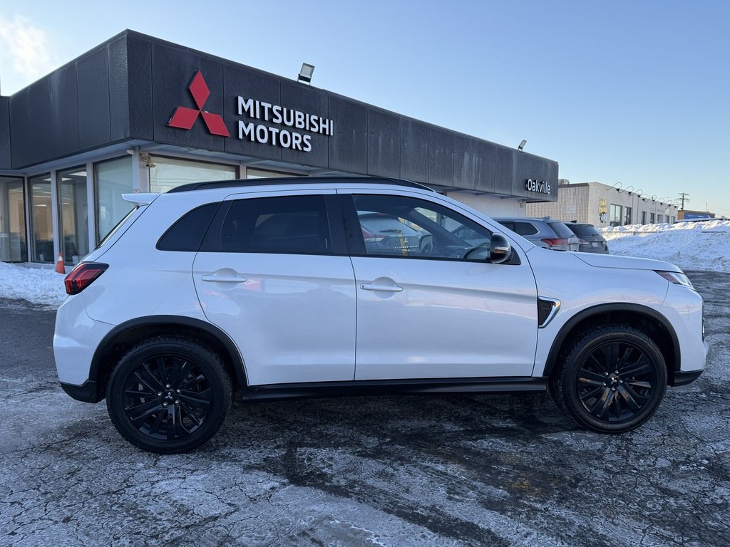 2023 Mitsubishi RVR LE   AWC   CPO   RATES AS LOW AS 0.90% in Oakville, Ontario - 9 - w1024h768px