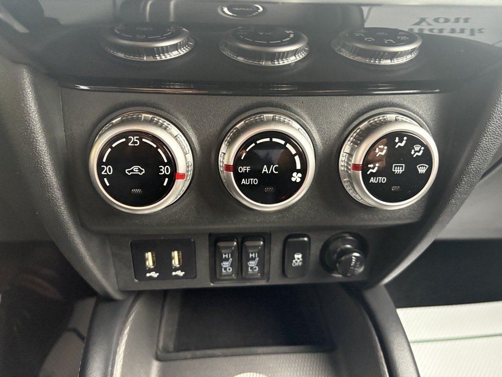 2024 Mitsubishi RVR SE   AWC   BLIND SPOT   HTD SEATS   CARPLAY in Oakville, Ontario - 17 - w1024h768px