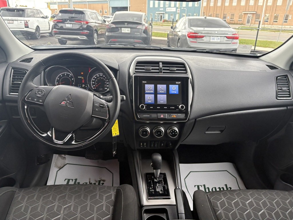 2024 Mitsubishi RVR SE   AWC   BLIND SPOT   HTD SEATS   CARPLAY in Oakville, Ontario - 19 - w1024h768px