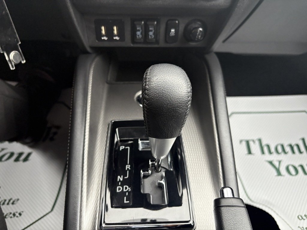 2024 Mitsubishi RVR SE   AWC   BLIND SPOT   HTD SEATS   CARPLAY in Oakville, Ontario - 18 - w1024h768px