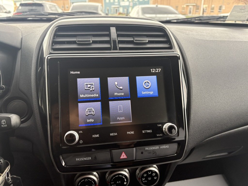 2024 Mitsubishi RVR SE   AWC   BLIND SPOT   HTD SEATS   CARPLAY in Oakville, Ontario - 15 - w1024h768px
